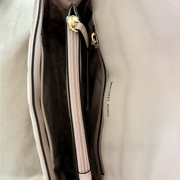 Michael kors soho soft pink LG chain shldr leather purse brand new with tag - Picture 7 of 9